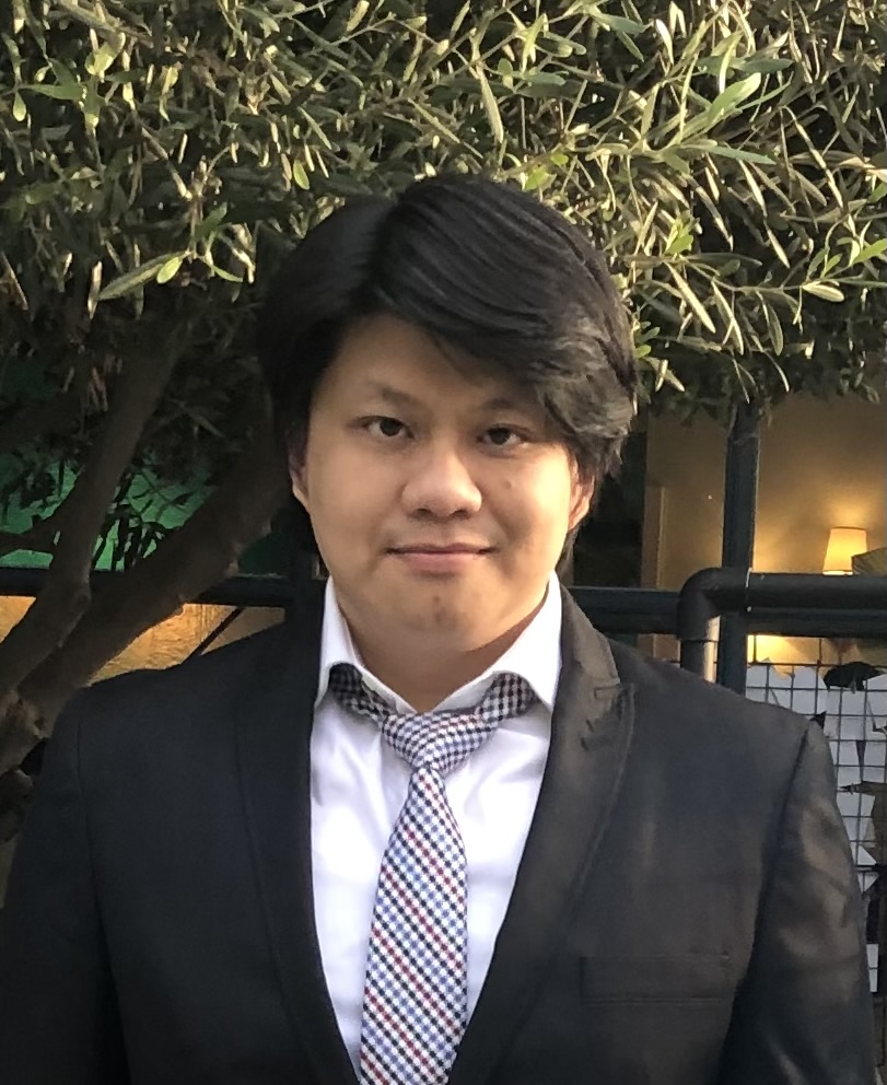 Dr. Quang Bach